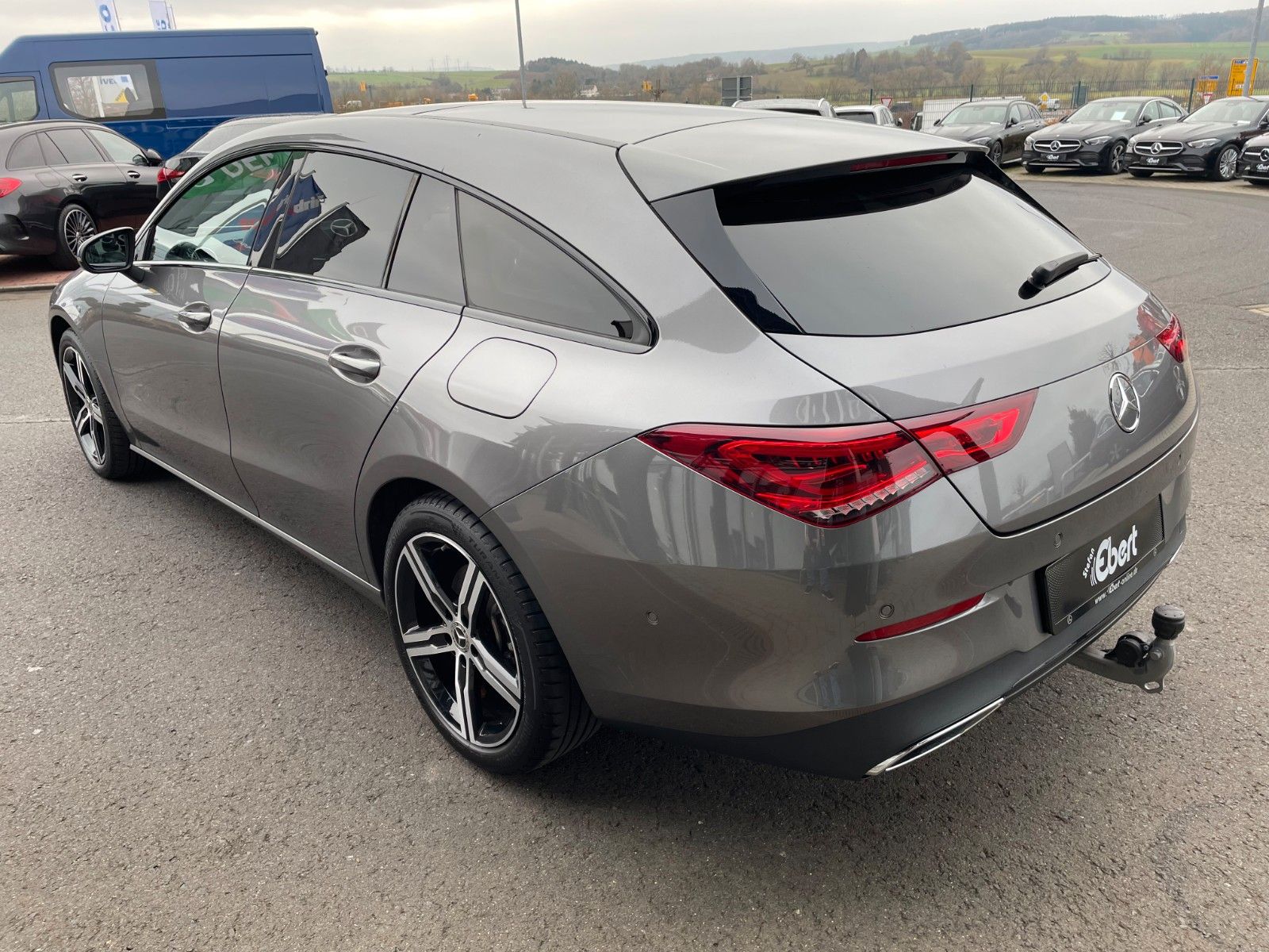 Fahrzeugabbildung Mercedes-Benz CLA 200 d SB Night+Pano+AHK+MBUX+R-Kamera+Leder