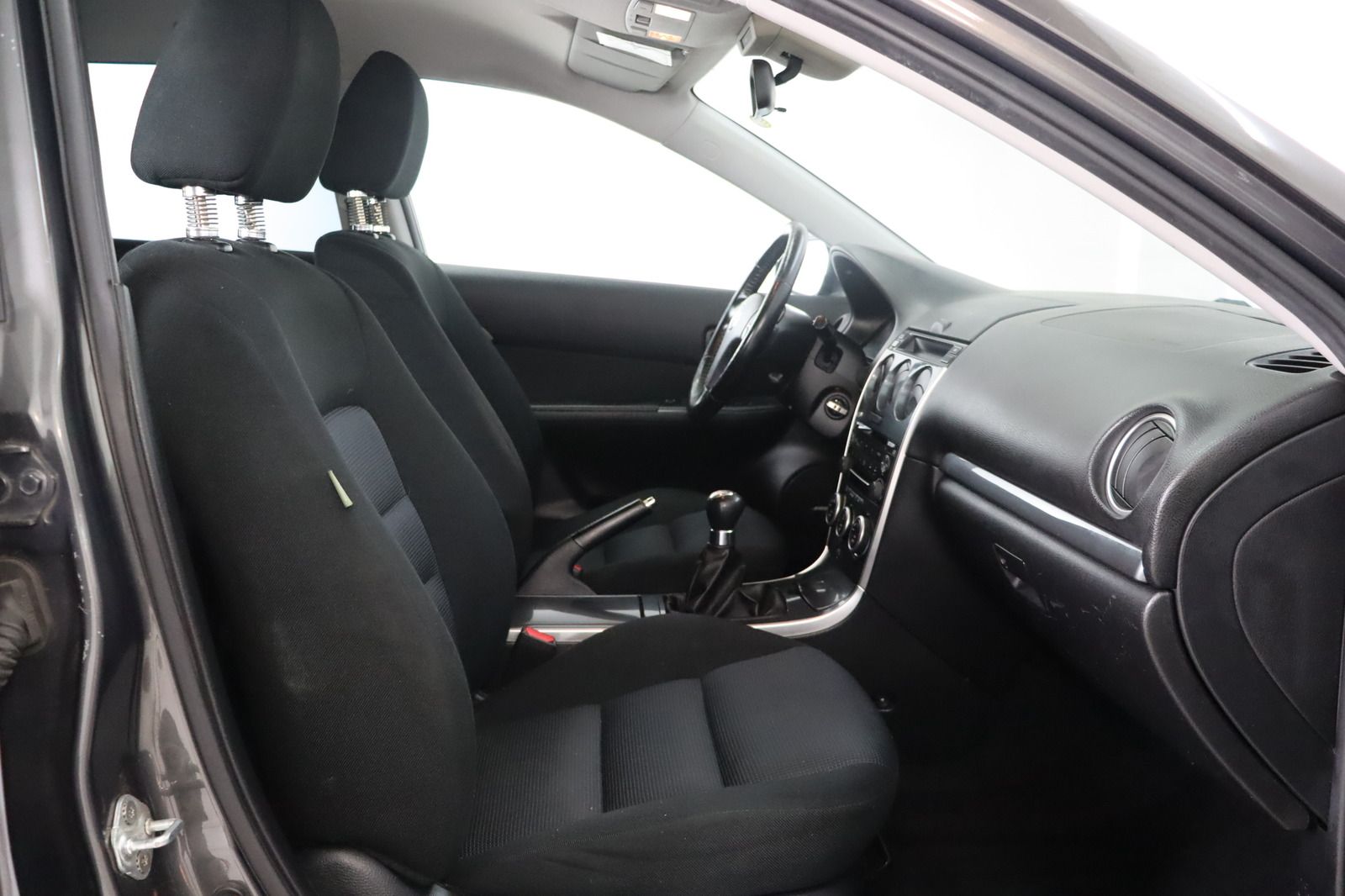 Fahrzeugabbildung Mazda 6 2.0 Active Sport Kombi * Xenon * Sitzhzg