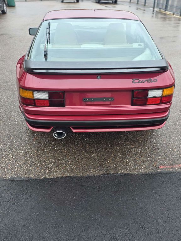 PORSCHE 944 1989