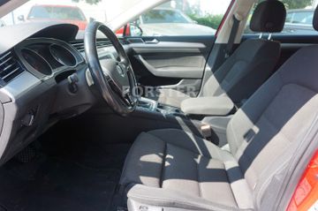 Volkswagen Passat Variant - 11