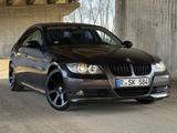 BMW 330i e90 N52B30 258Ps - BMW 330 aus 2005: 330i