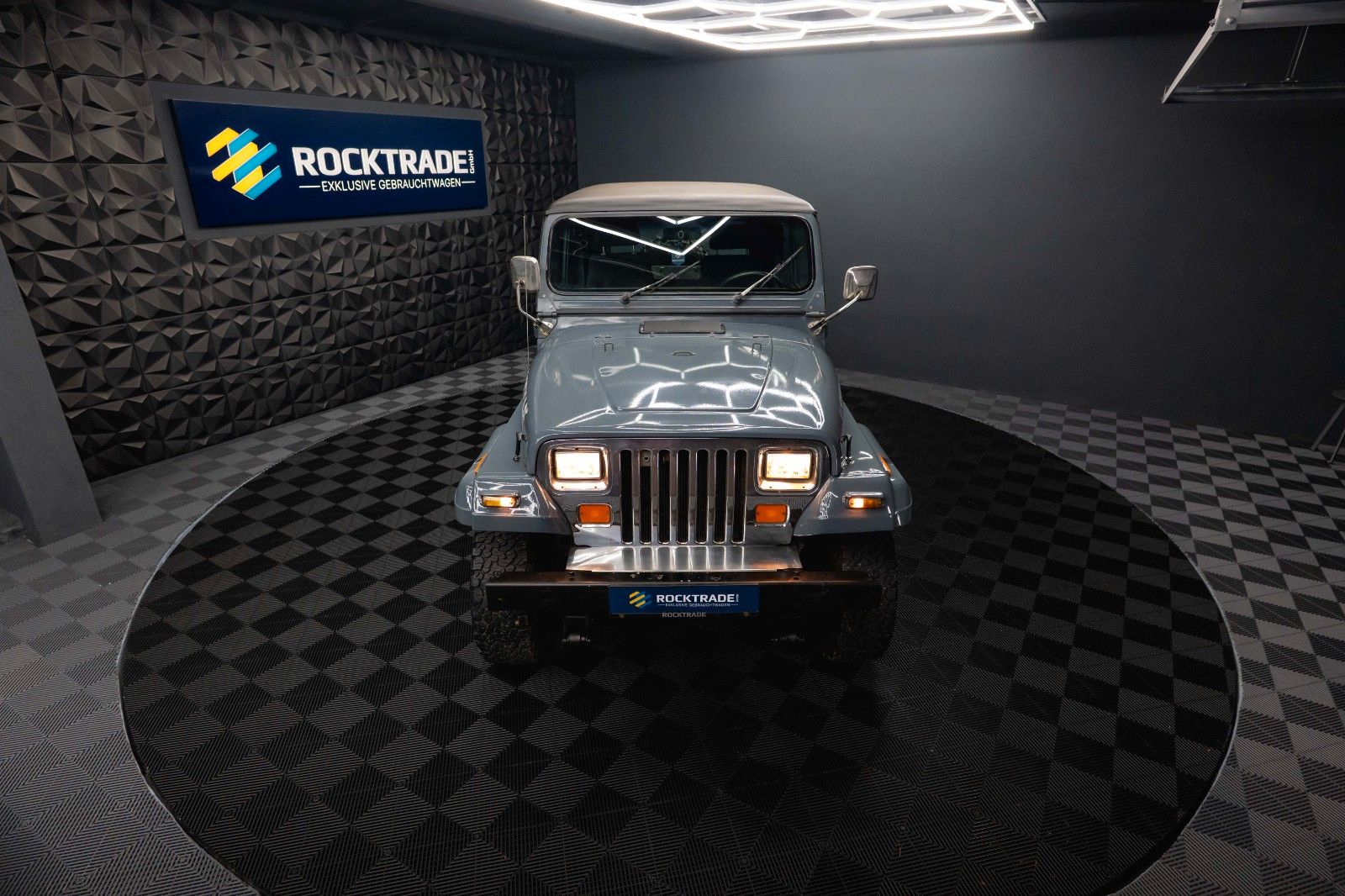 Fahrzeugabbildung Jeep Wrangler 4.0 Offroad 4x4 H-Zulassung *HardTop*