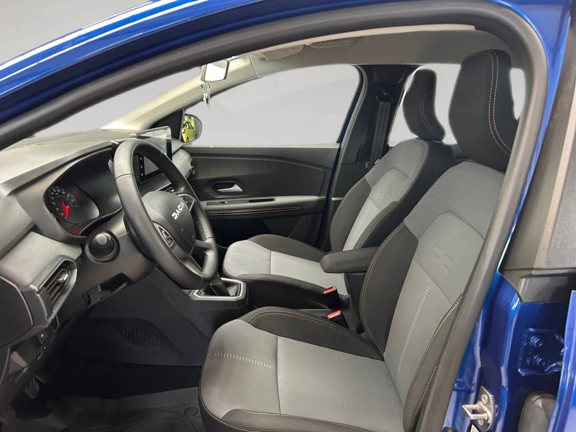 Fahrzeugabbildung Dacia Sandero Stepway Extreme+ TCe 100 ECO-G