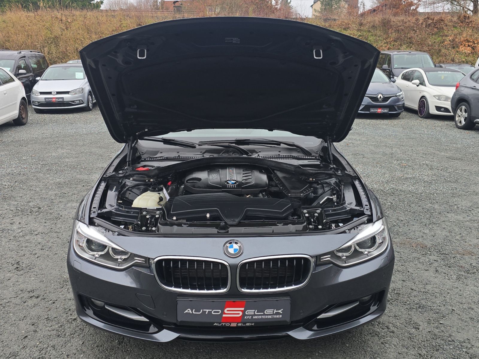 Fahrzeugabbildung BMW 318d Touring Sport Line Navi PDC Elktr.Heckklapp