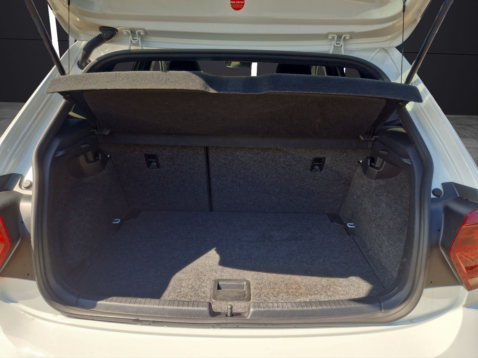 Fahrzeugabbildung Volkswagen Polo Highline TSI, LED ACC SHZ NAVI PDC
