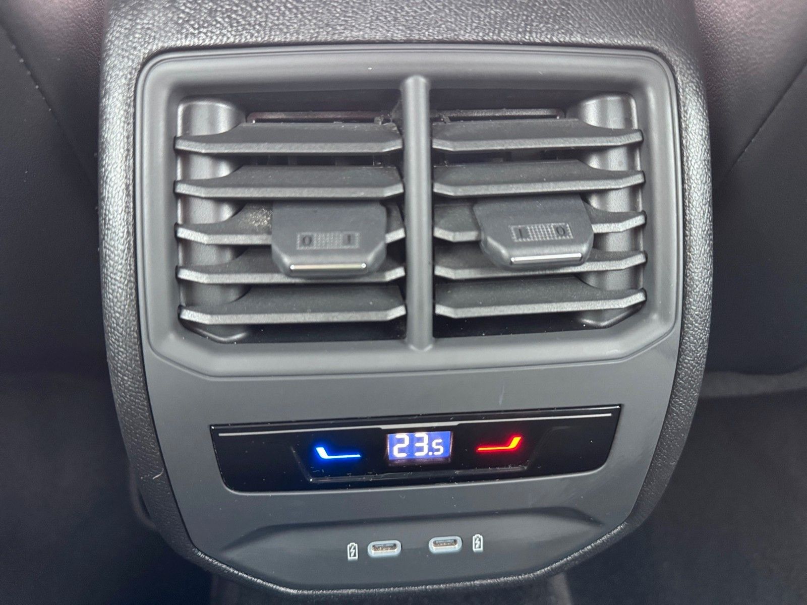 Fahrzeugabbildung CUPRA Formentor 1.5 TSI