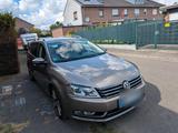 Volkswagen VW Passat Highline Xenon, DSG, TSI - Volkswagen Passat aus 2011: Kombi, Highline