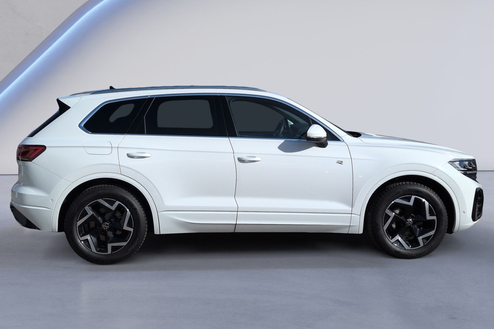 Touareg 3.0 TDI 4M tiptr. R-Line STHZ+LUFT+