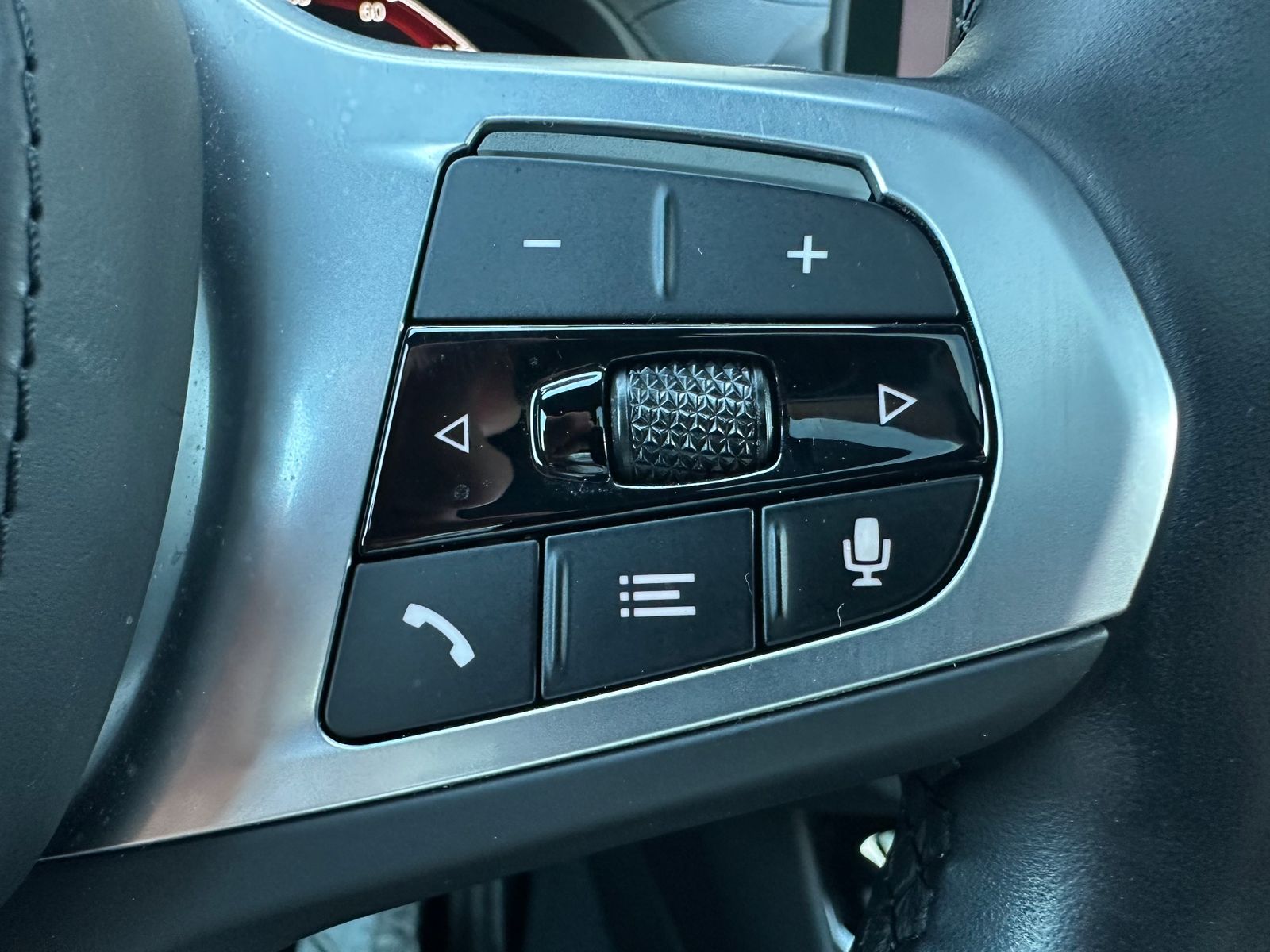 Fahrzeugabbildung BMW iX3 Impressive M Sport NAV+LED+PANO+AHK+HUD+360°