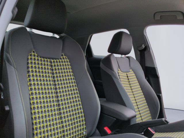 A1 30 TFSI S Line LED+GRA+PDC+SHZ