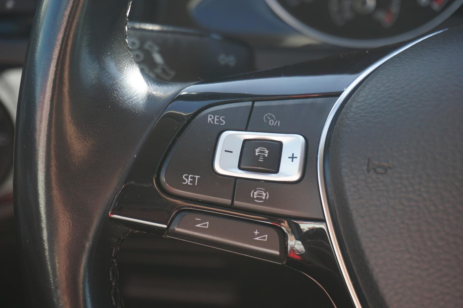 Volkswagen Golf VIII 1.5 TSI LED ACC Tempomat Totwinkel, миниатюра 21