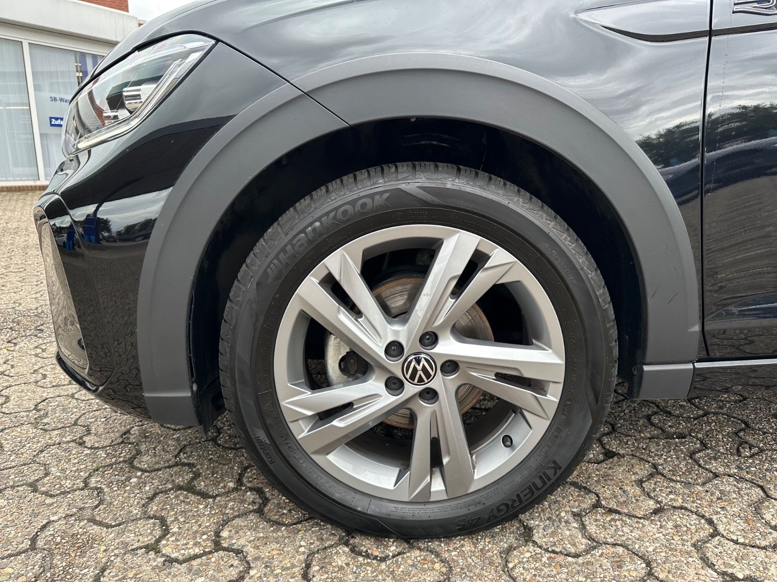 Fahrzeugabbildung Volkswagen Taigo 1.0 TSI R-Line DSG ACC/Matrix/IQ/Shzg./17"