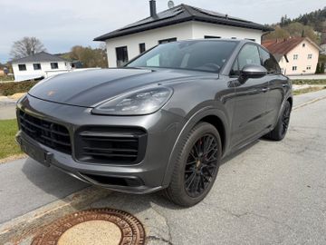 Porsche Cayenne - 3