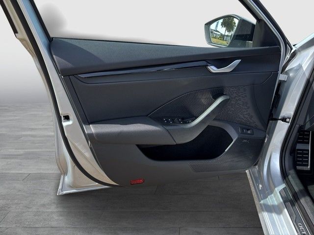 Octavia Combi 1.5 TSI mHEV Sportline DSG AHK MAT