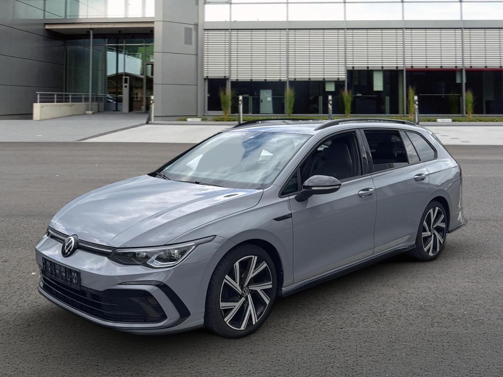 Volkswagen Golf VIII Variant R-Line eTSI Carbon/Kamera