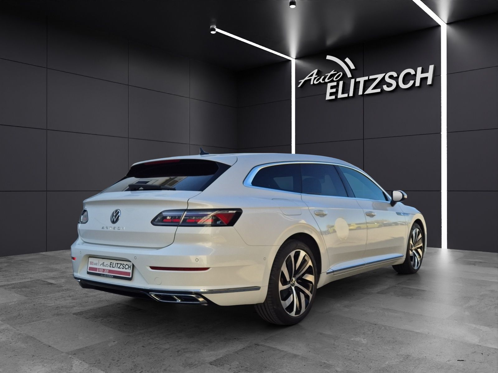 Fahrzeugabbildung Volkswagen Arteon SB TSI R-Line DSG Matrix AHK Navi AID ACC
