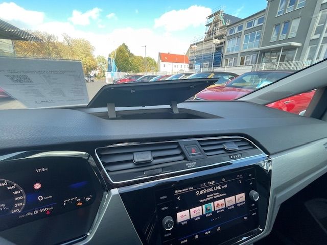 Touran 1.5 TSI Comfortline NAVI  Digitales Cockp