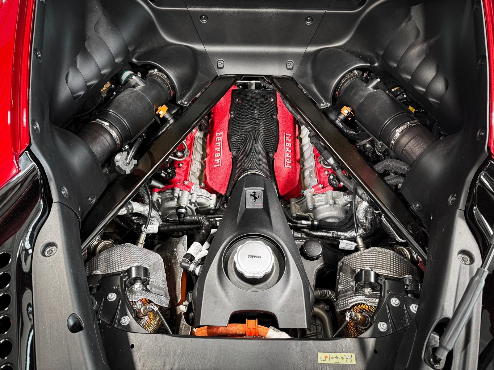 Ferrari SF90 SF90 Stradale