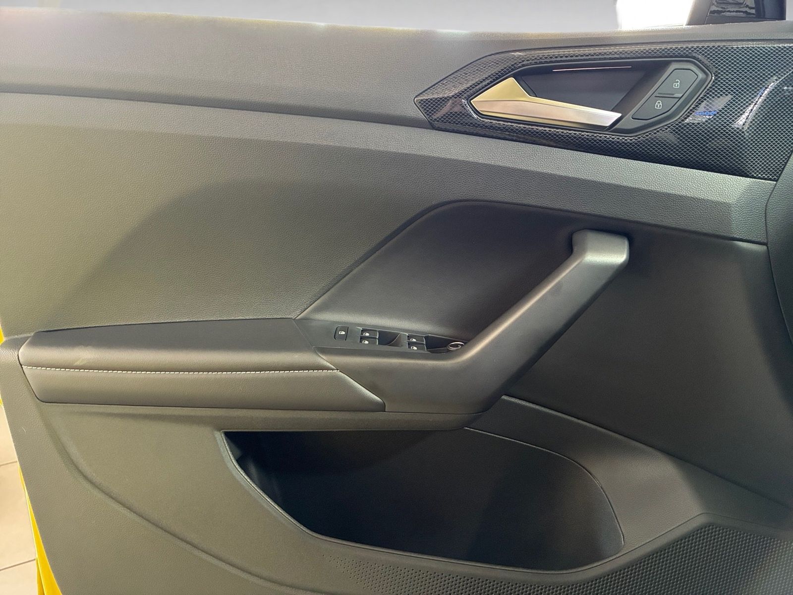 Fahrzeugabbildung Volkswagen T-Cross 1.0 TSI 85 kW Energy AHK,Kamera,LED,Navi