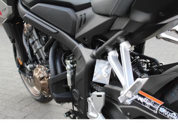 Honda CB650R ABS+LED *e-Clutch !! Aktion !!