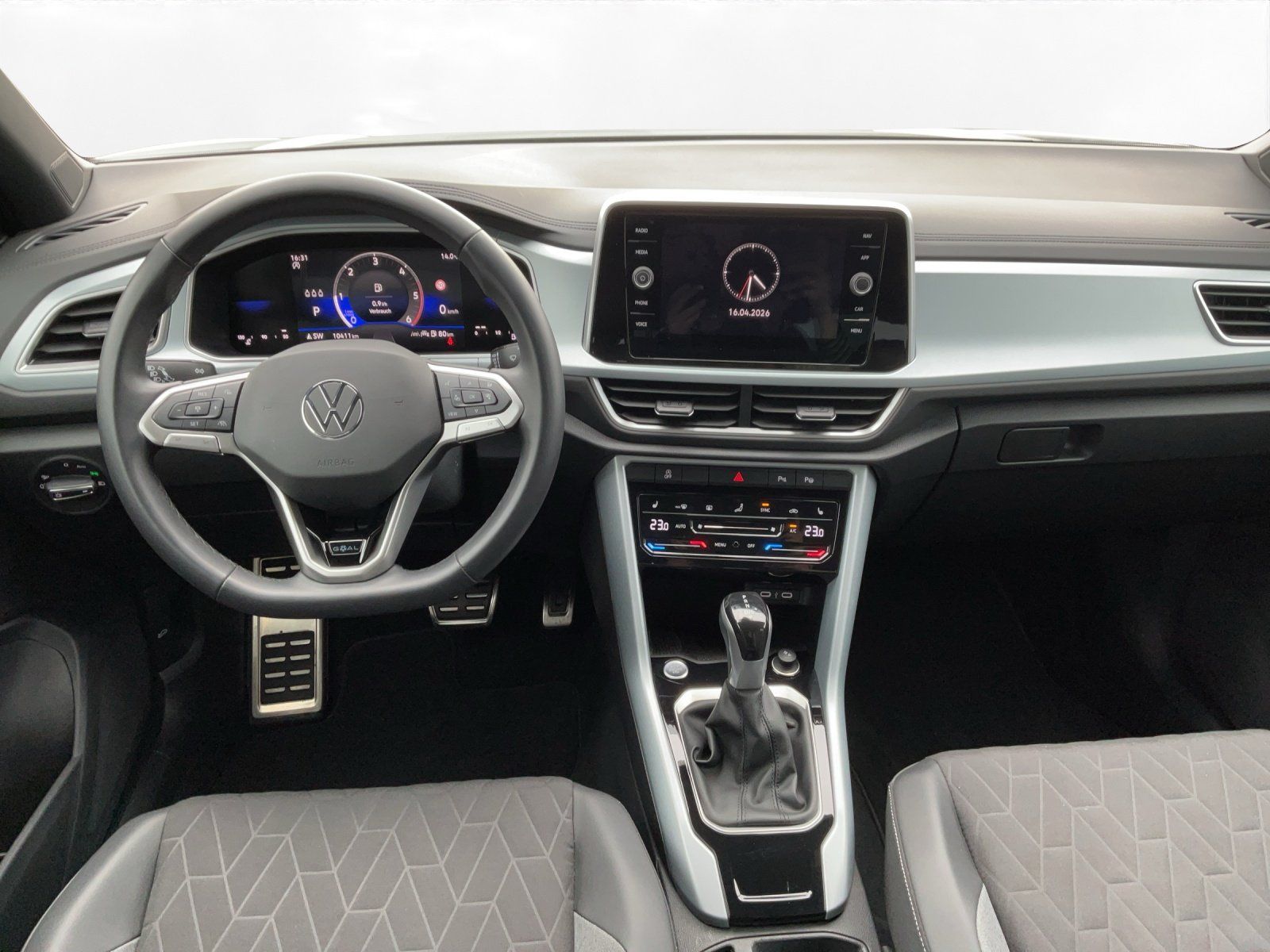 Volkswagen T-Roc - Bild 12