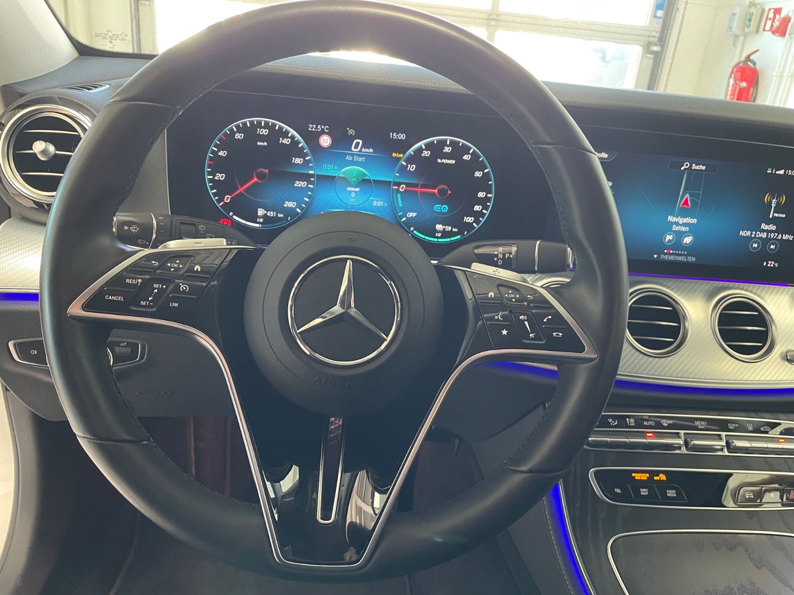 Mercedes-Benz E 300 de T-Modell 4Matic AMG AHK Head Up Night foto 22