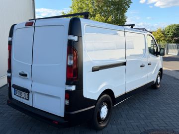 Opel Vivaro - 11