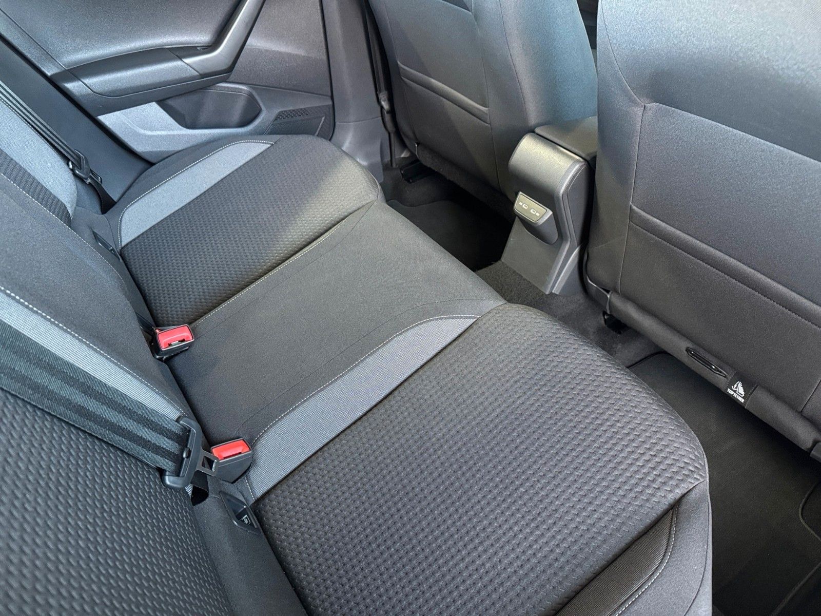 Fahrzeugabbildung Volkswagen Taigo Life 1.0 TSI