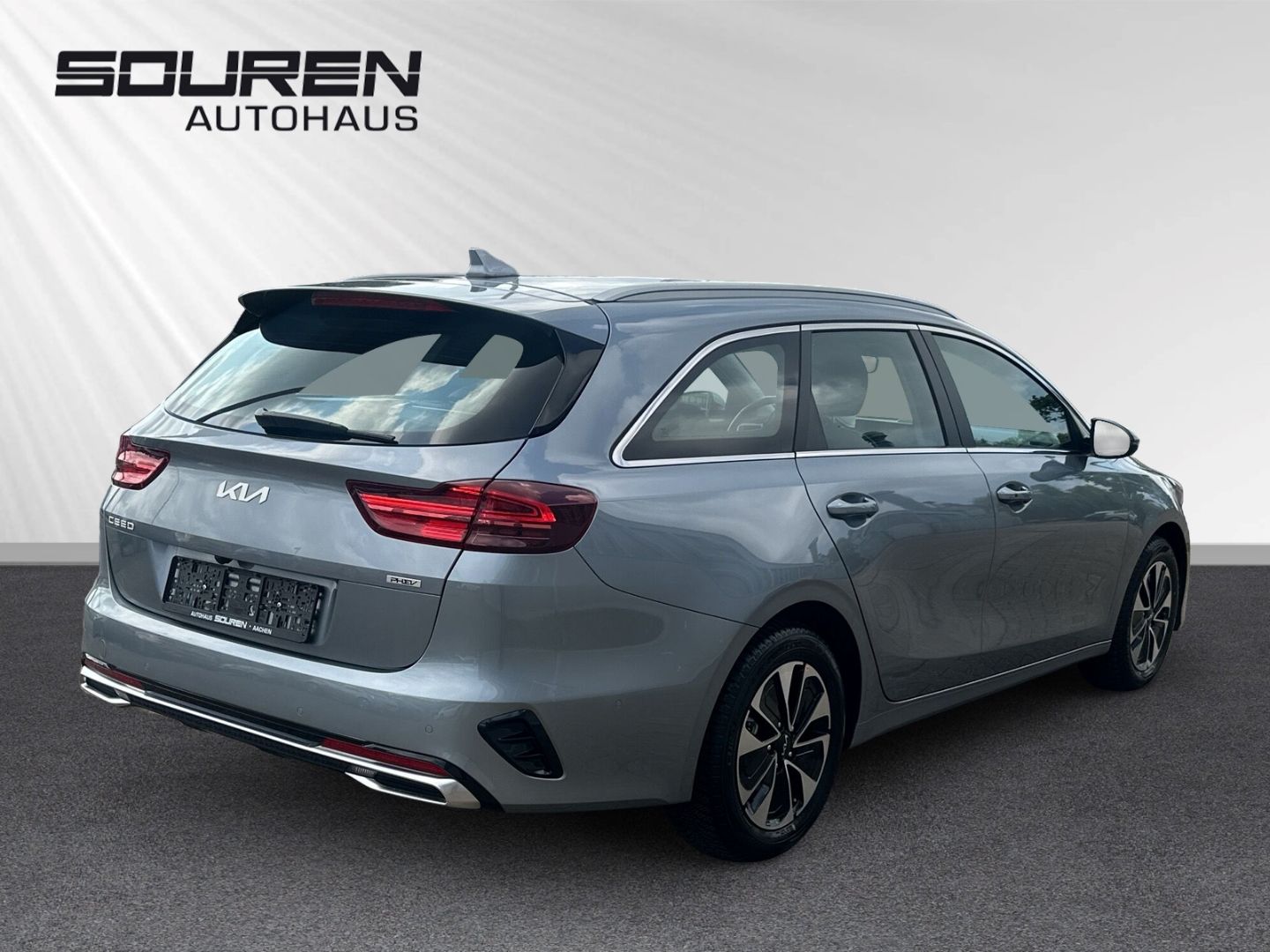 Fahrzeugabbildung Kia Ceed_sw Plug-in Hybrid Spirit 1.6+Navi+digitales