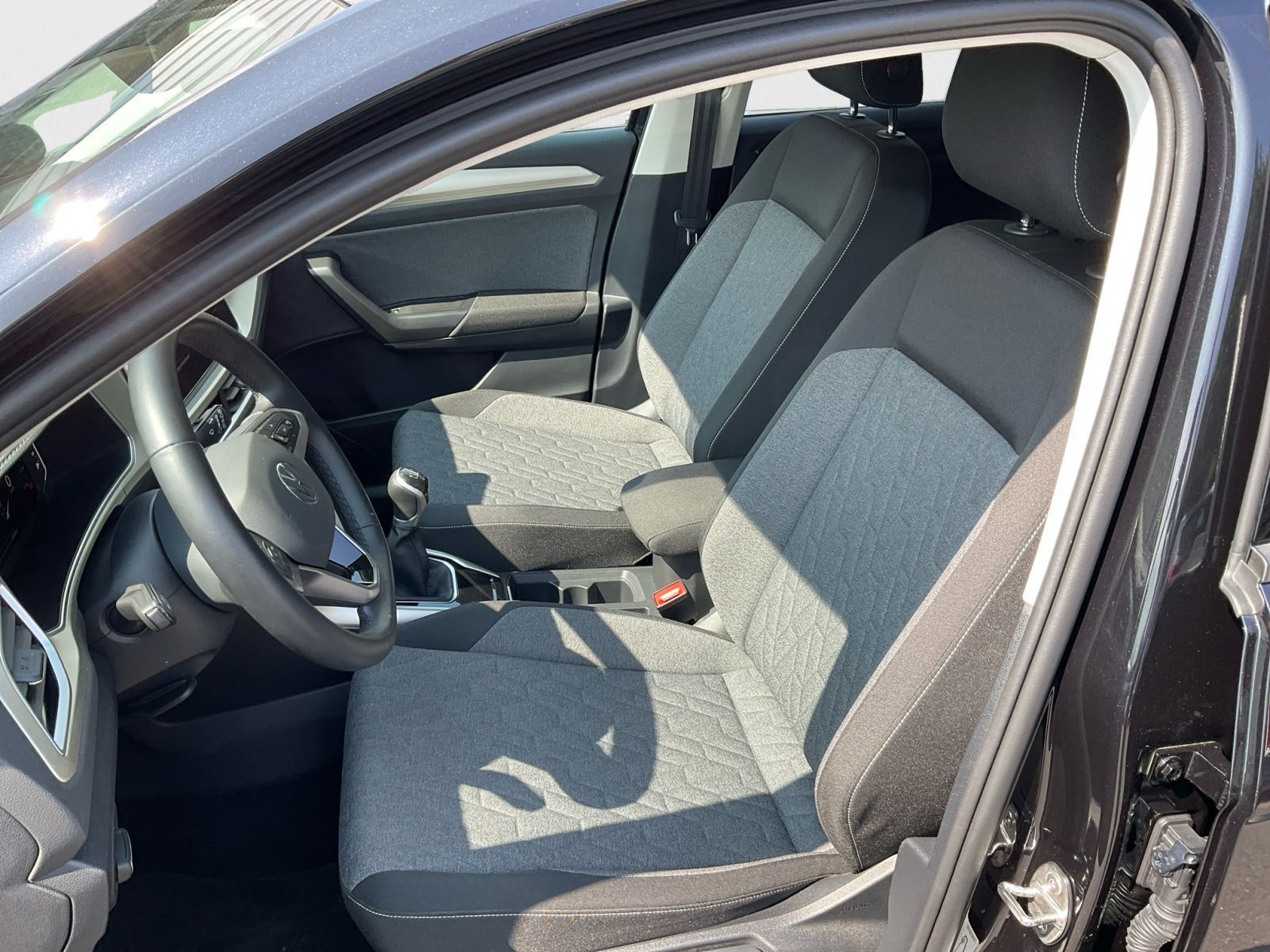 Volkswagen T-Roc - Bild 9