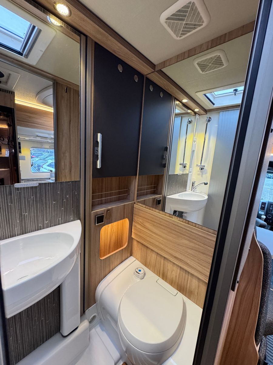 Fahrzeugabbildung HYMER / ERIBA / HYMERCAR ML-T 570 60 EDITION MB SPRINTER 316 CDI 7GT SHZD