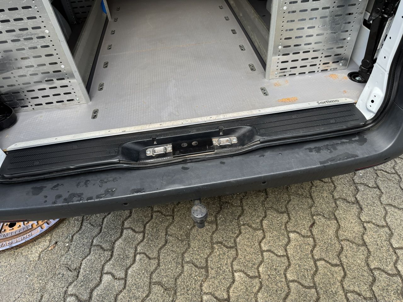 Fahrzeugabbildung Mercedes-Benz Vito 116CDI Mixto extralang 4x4 Klima*AHK*Regale