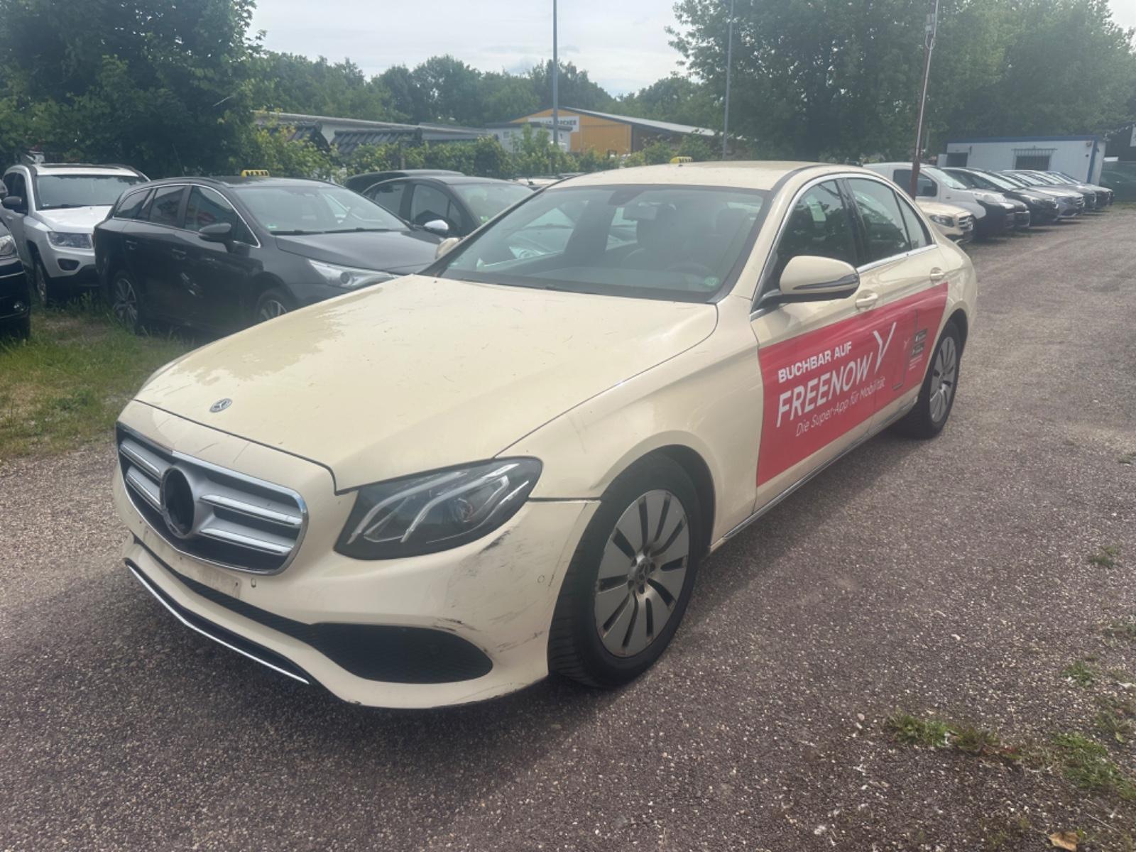 Mercedes-Benz E 200 d AVANTGARDE,Limo,Led,2019,Automatik