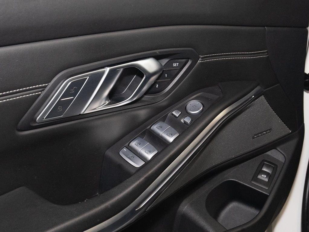BMW M340i xDrive Touring M Sport HUD PANO ACC AHK
