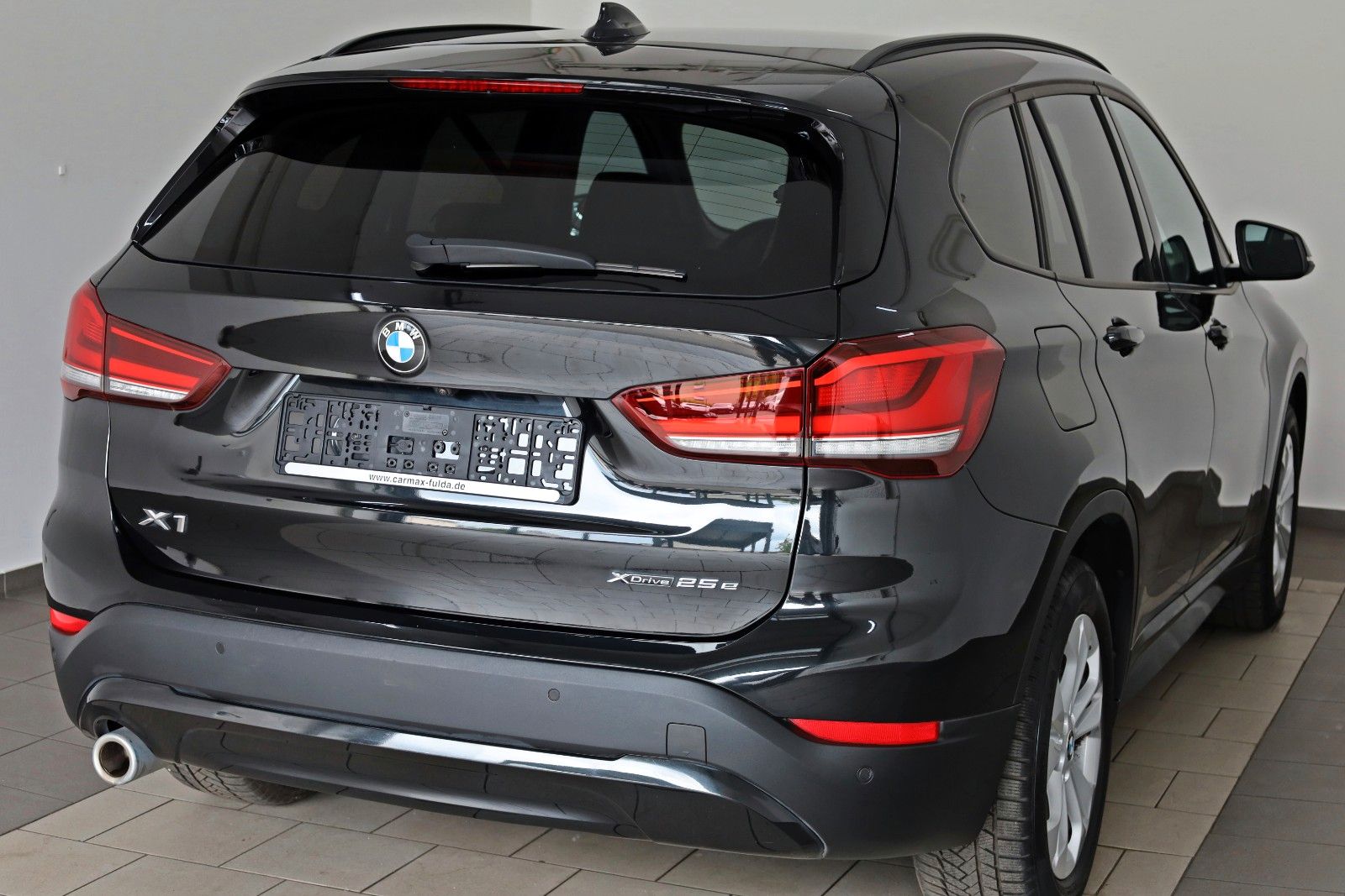 Fahrzeugabbildung BMW X1 xDrive 25e Advantage,Leder,Navi,HUD,Kamera,SH
