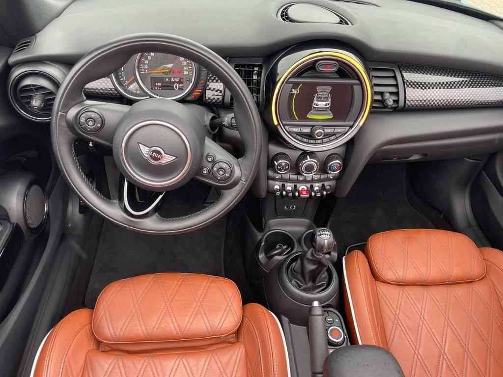 MINI Cooper Cabrio