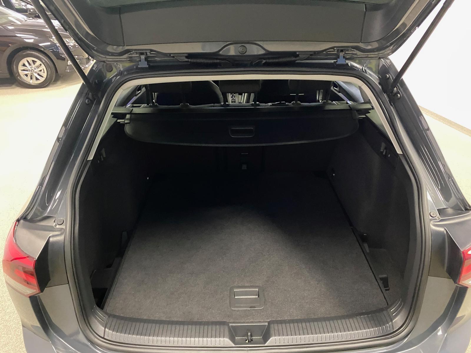Volkswagen Golf VARIANT 2.0 TDI DSG LIFE+AHK+ACC+NAVI+LED++, миниатюра 29