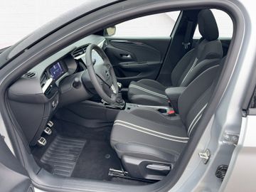 Fotografie des Opel Corsa GS Panorama-Dach Matrix LED Sitzheizung