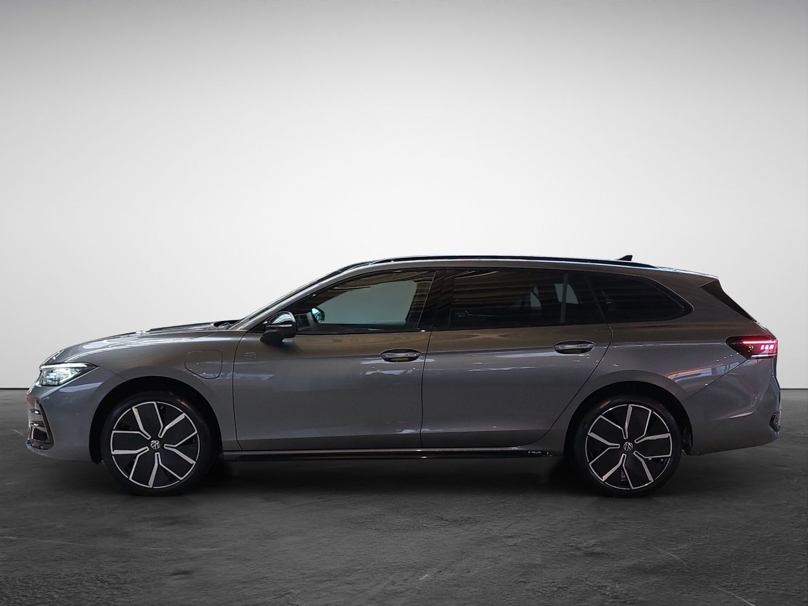Volkswagen Passat Variant 1.5 TSI DSG eHybrid R-Line HeadU imagem 3