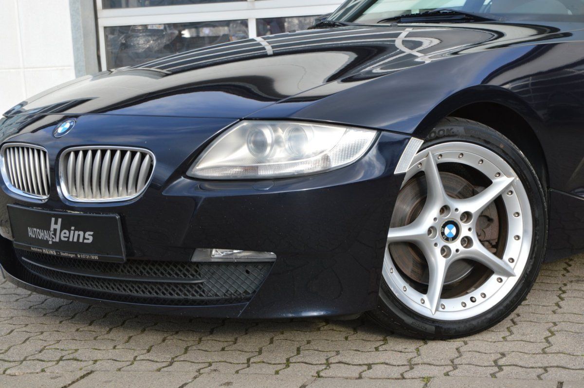 Fahrzeugabbildung BMW Baureihe Z4 Coupe  Individual 3.0si M-Sportsitze