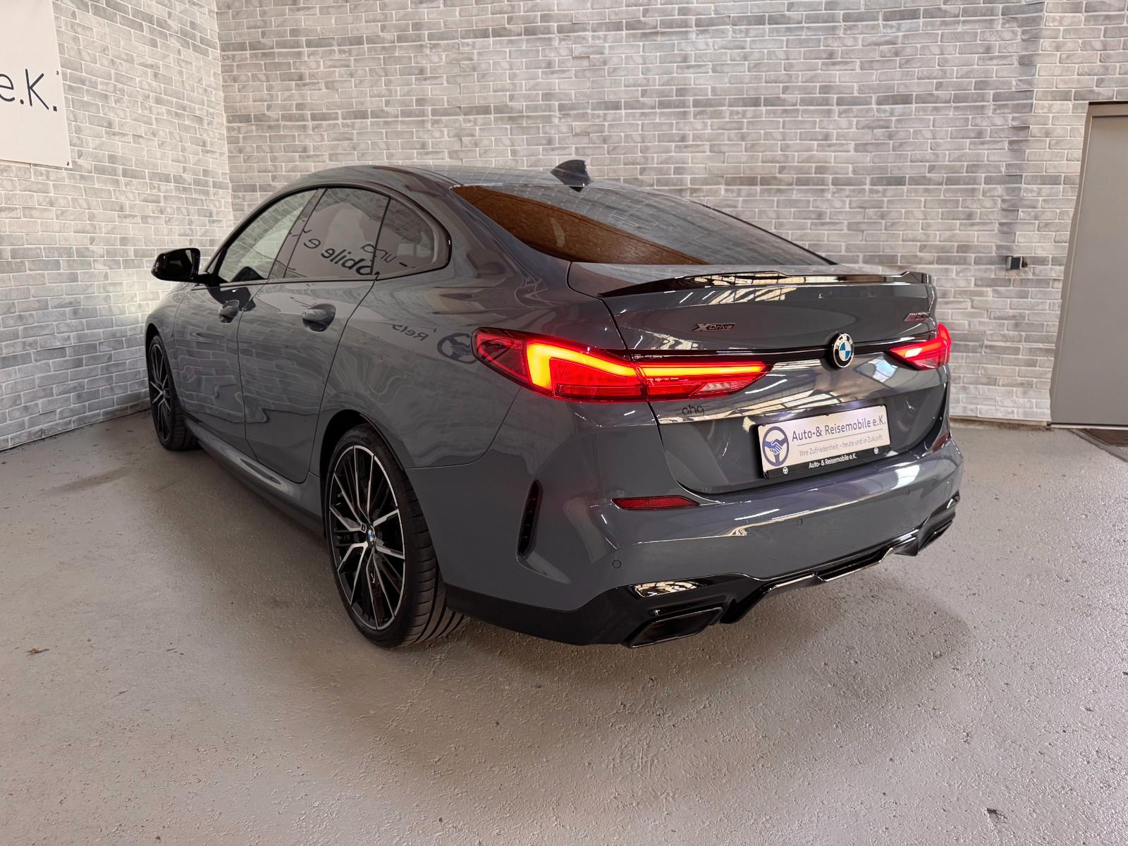 BMW M235i xDrive/PERFORMANCE M/19 Zoll /LED/AMBIENTE