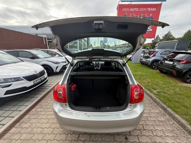Toyota Auris Luna