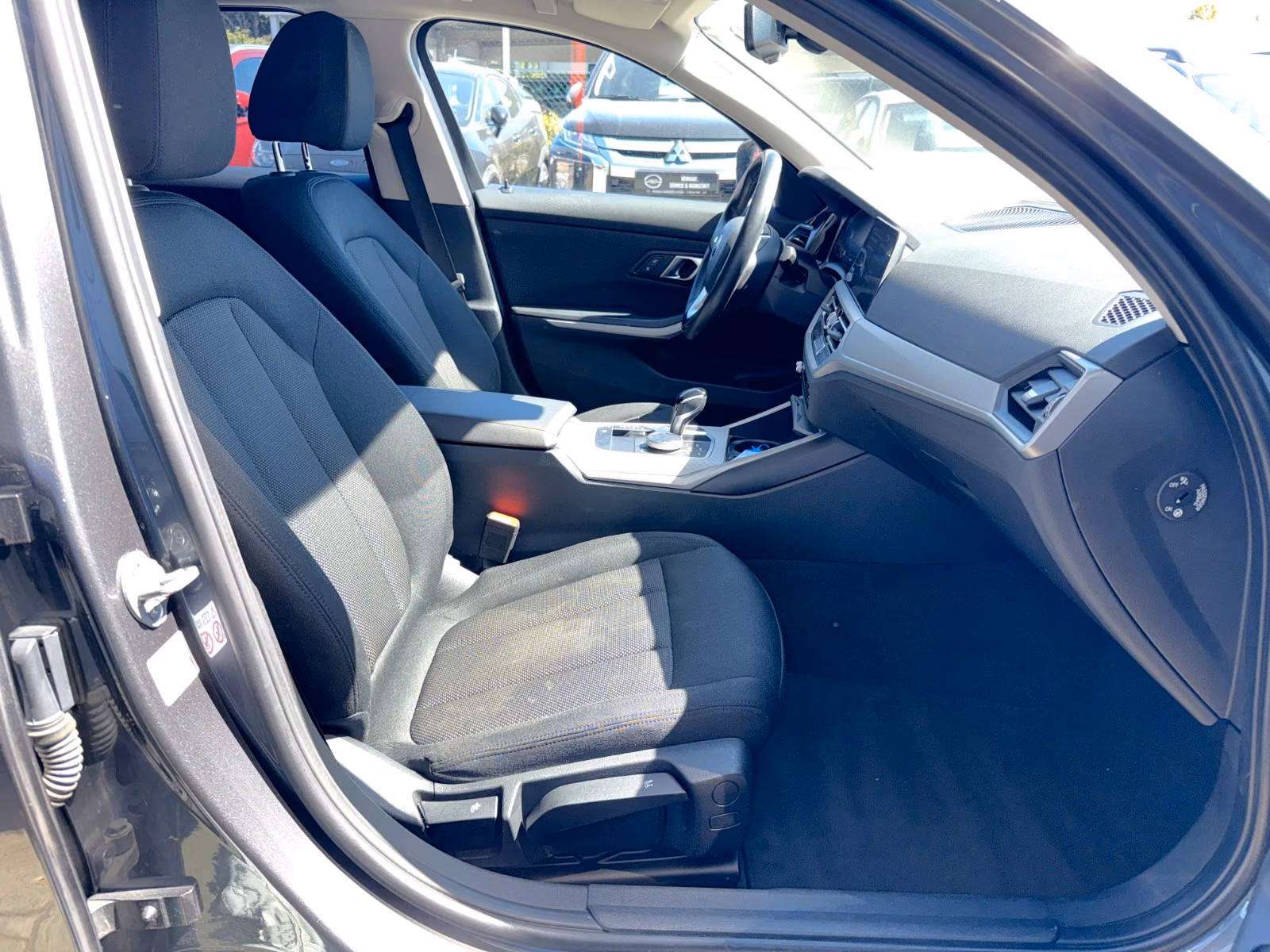 BMW 3 Series d Touring xDrive Advantage *SITZH*CARPLAY*, миниатюра 17