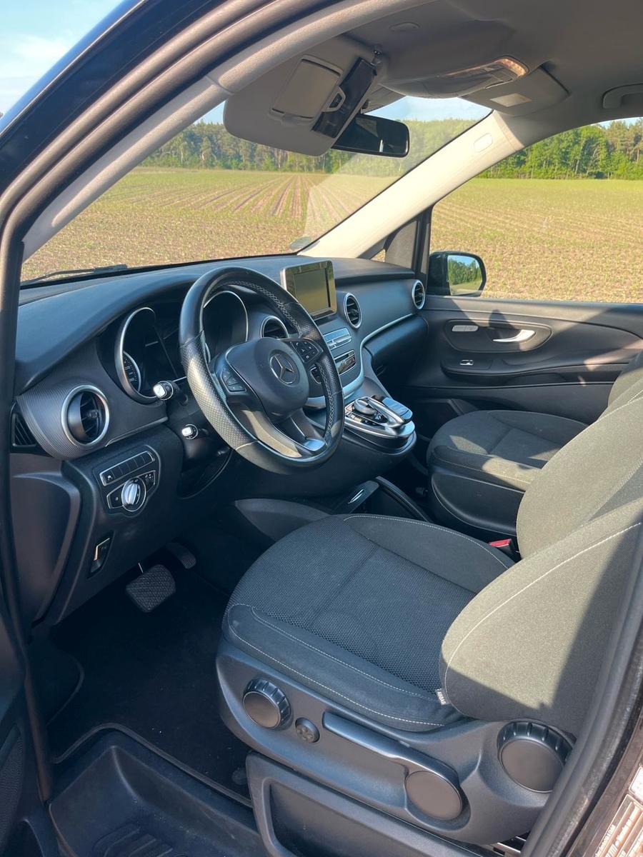 Mercedes-Benz V 220 d lang Distronic | 7-Sitzer | AHK