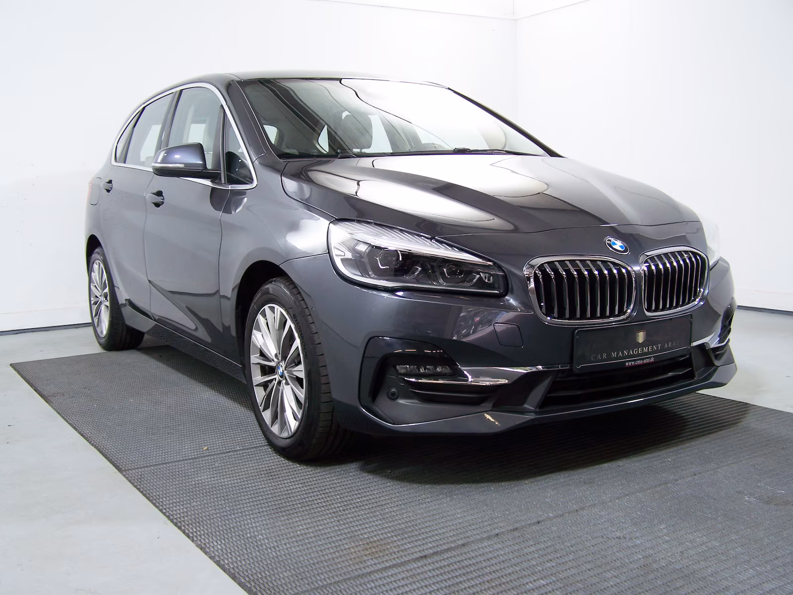 BMW 218 Active Tourer Luxury Line AUTOM LEDER+NAVI