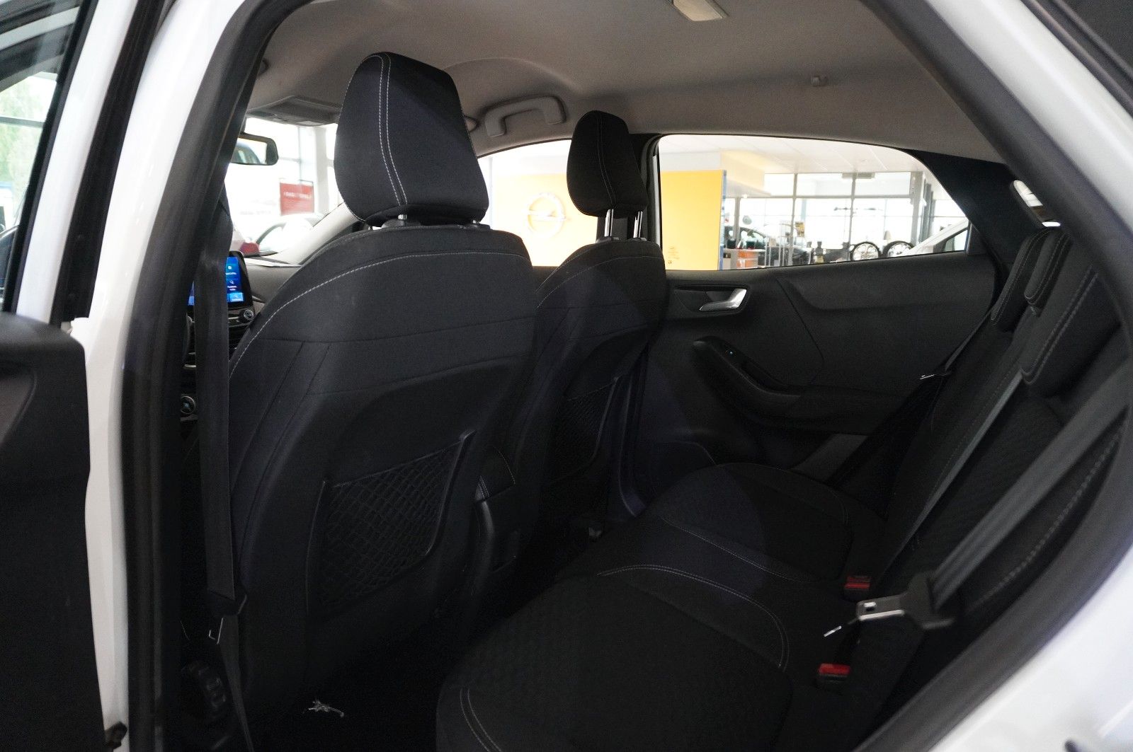 Fahrzeugabbildung Ford Puma 1.5D TITANIUM NAVI/LED/SHZ/TEMP./PDC/DAB+