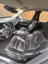 Volvo XC90 B5 AWD, Benzin Scheckheft, top Zustand - Volvo XC90 mit Benzin-Antrieb: Grau, mit Apple Carplay