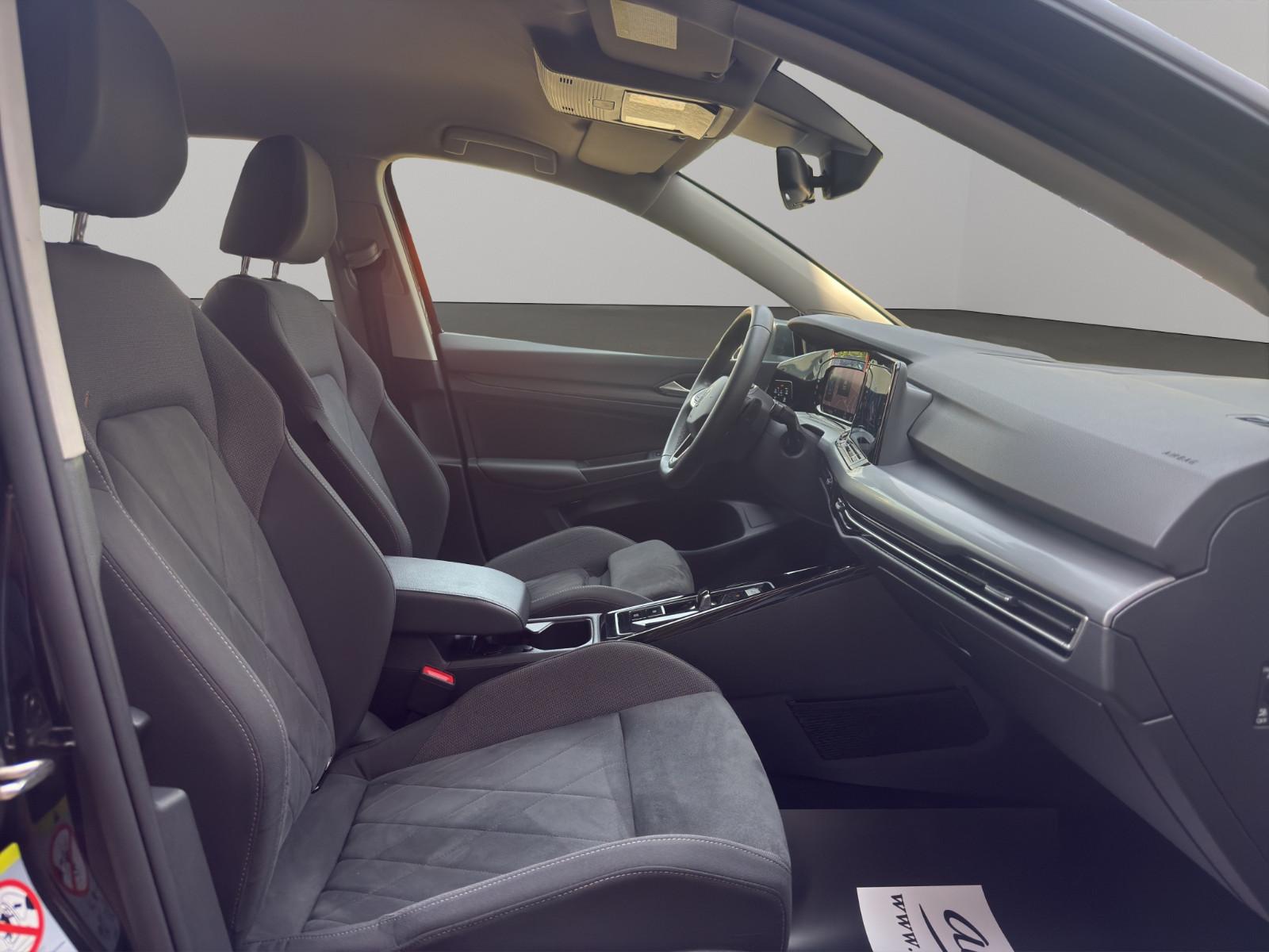 Volkswagen Golf VIII Lim. Style 1.5 eTSI NAVI APP AMBIENTE, миниатюра 24