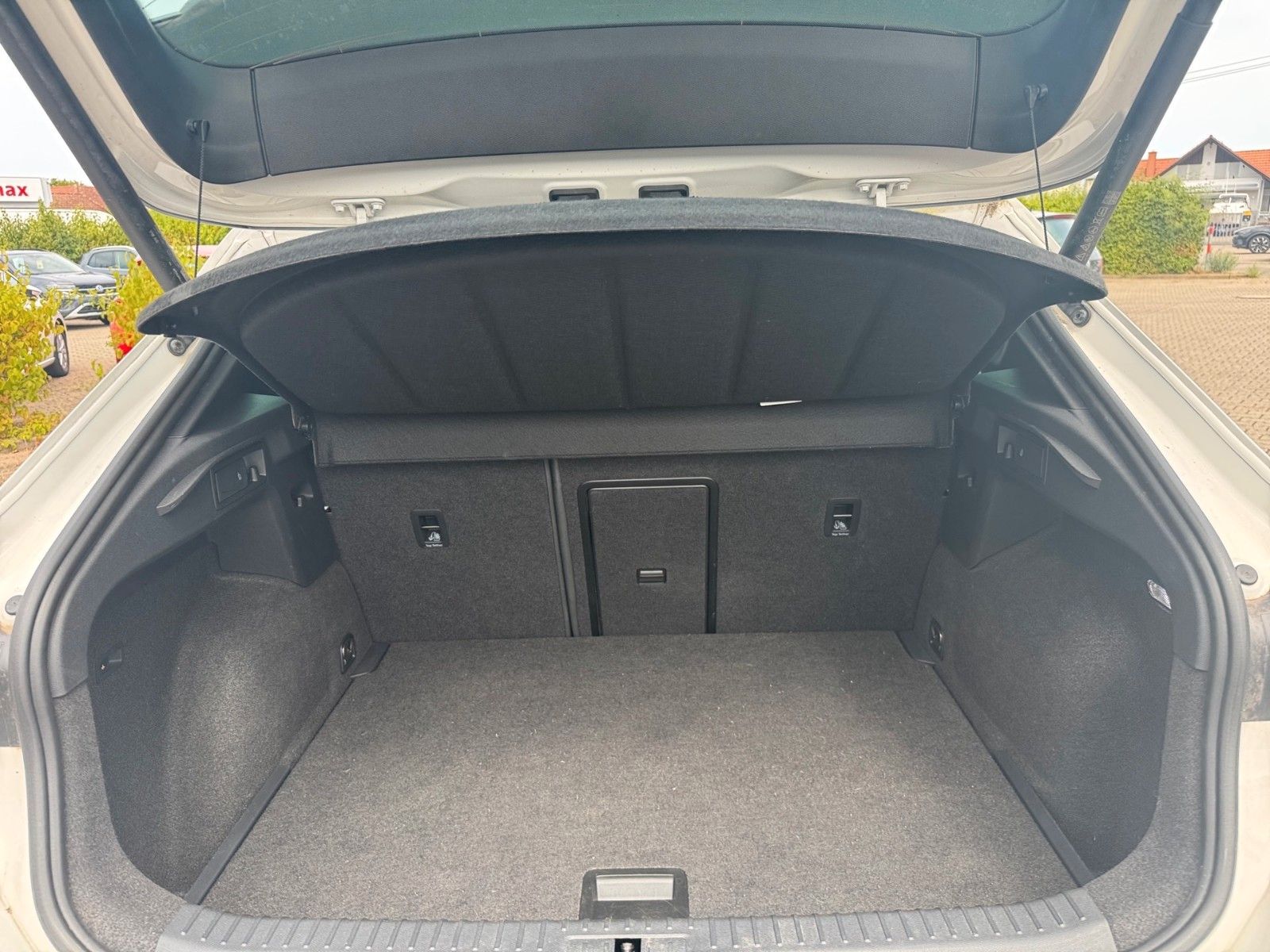 Fahrzeugabbildung CUPRA Formentor 2.0 TSI 4Drive