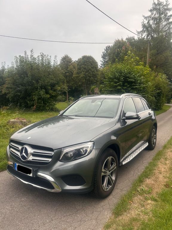Image of Mercedes-Benz GLC 250